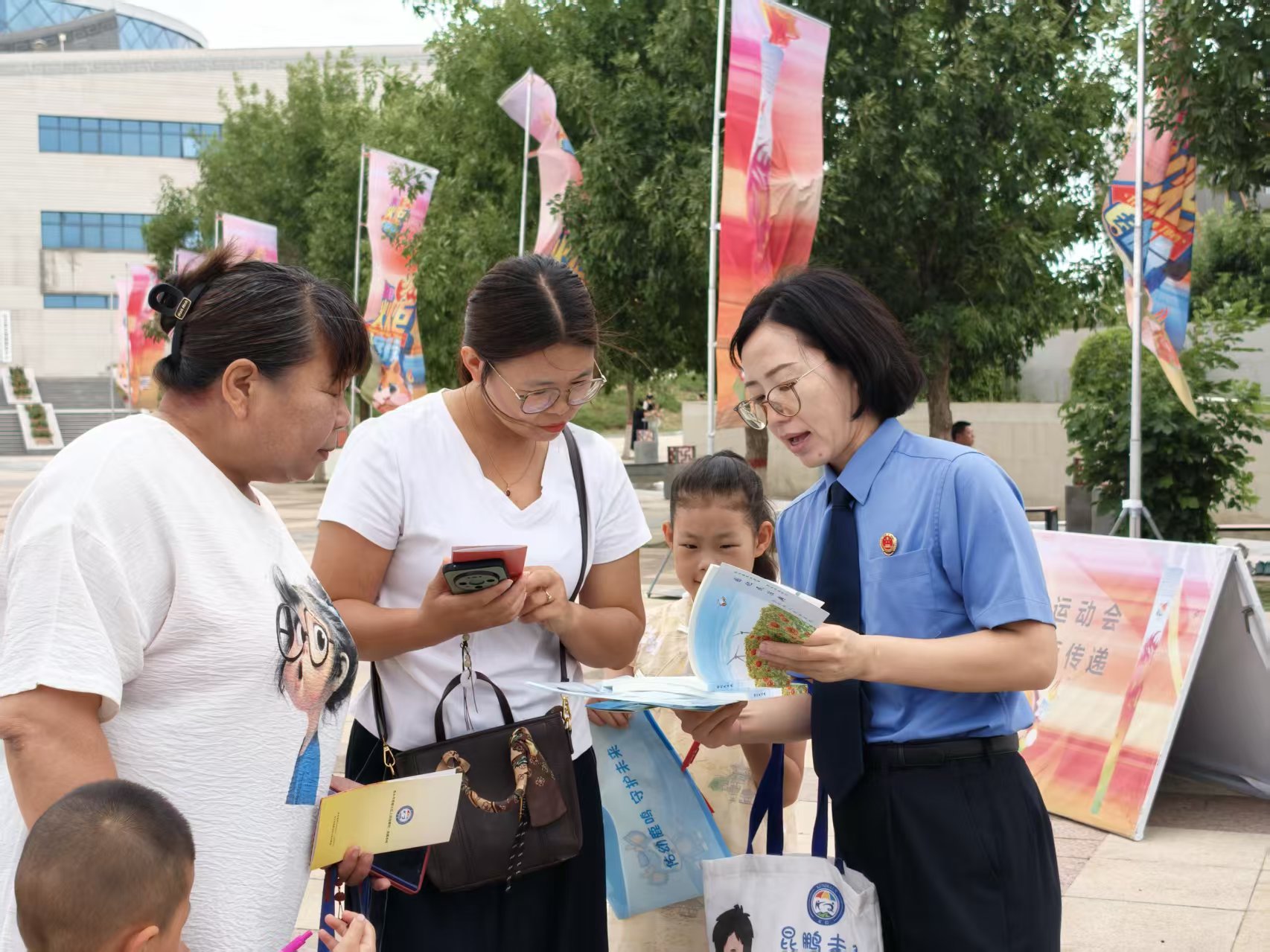 【检护蒙芽·哈乐米吉】薪火耀草原 法治护少年——两级院未检部门联动护航少年健康成长